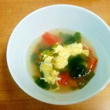 トマト卵のわかめスープ